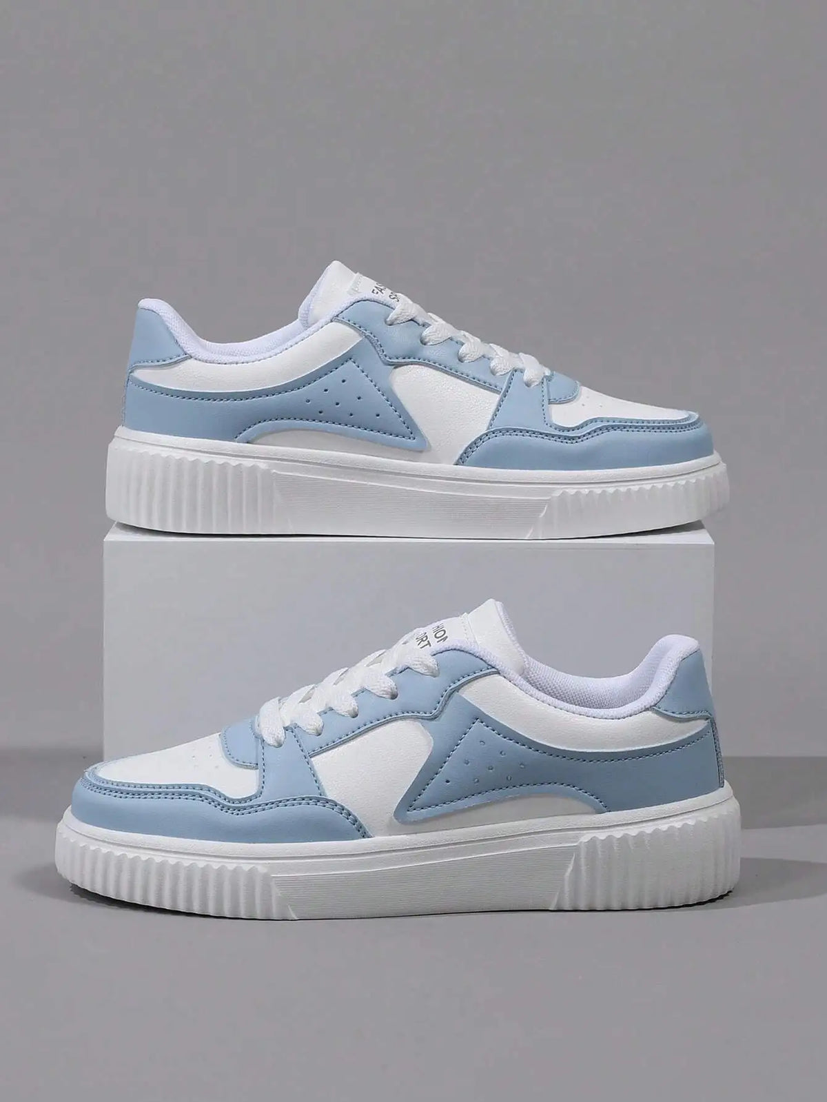 Sneakers Women Lace-Up Casual Sports Shoes, Ideal With Sweater,White Baby Blue Sneakers, Skate Shoes, Lightweight Street Style ,Suitable For Women Sneakers With Hoodie,Trainers Women.sx260401113493836666320